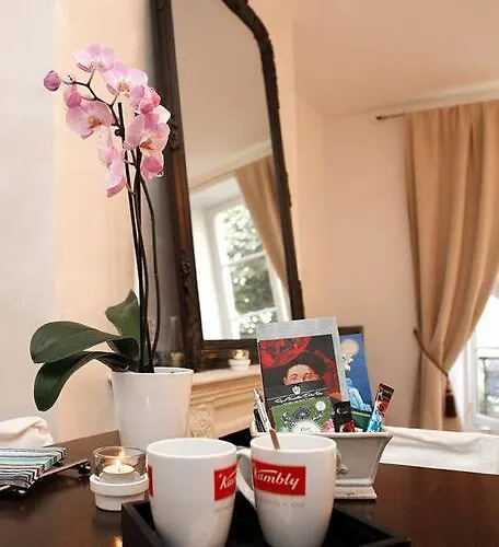 3 Pieces A Chateau Versailles