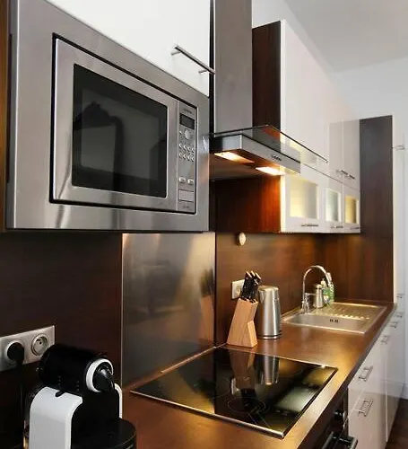 3 Pieces A Chateau Appartement